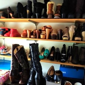 CLOSET CLEAR OUT!!!!